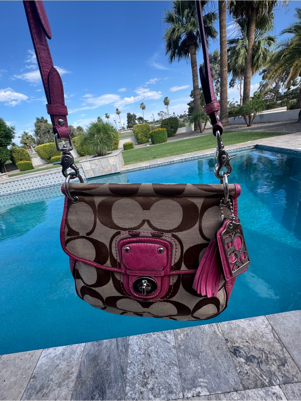 Coach Willis 2011 Limited Ed bag & multi hangtag Legacy lining crossbody 2-way - Picture 3 of 16